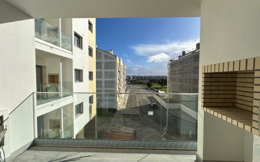 T3 com duas suites – Avenida Almeida Garret – Montijo